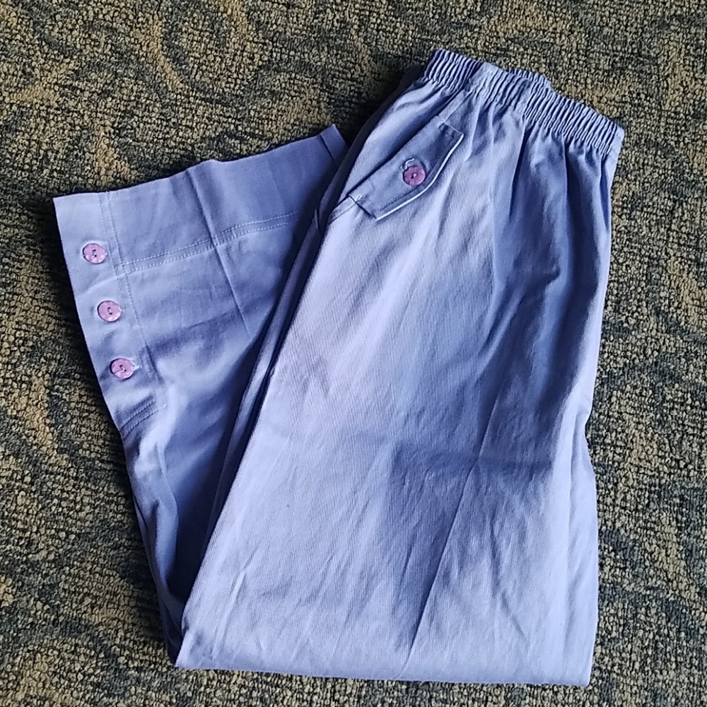 LILAC Capris. Southern Lady Size 10